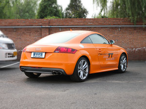 2011Coupe 2.0TFSI 