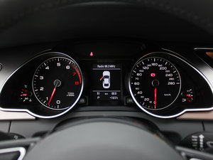 2012µA5˫