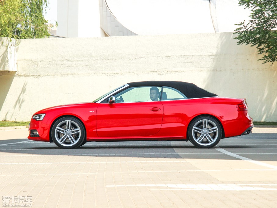 2012µS5 Cabriolet 3.0TFSI quattro Cabriolet