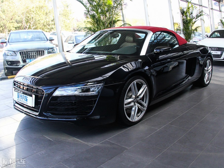 2014款奥迪r8v8 spyder