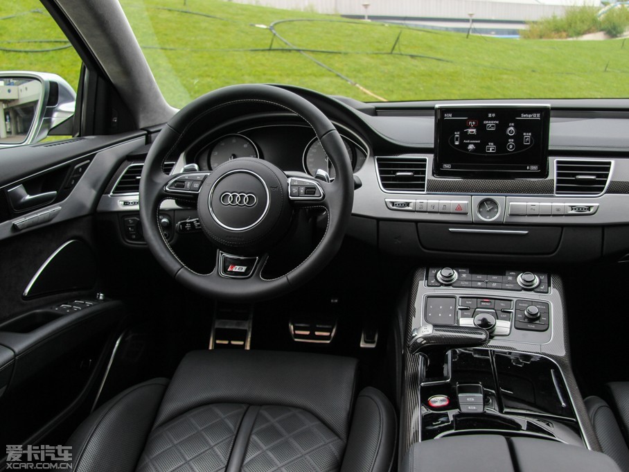 2015款奥迪s84.0 tfsi quattro