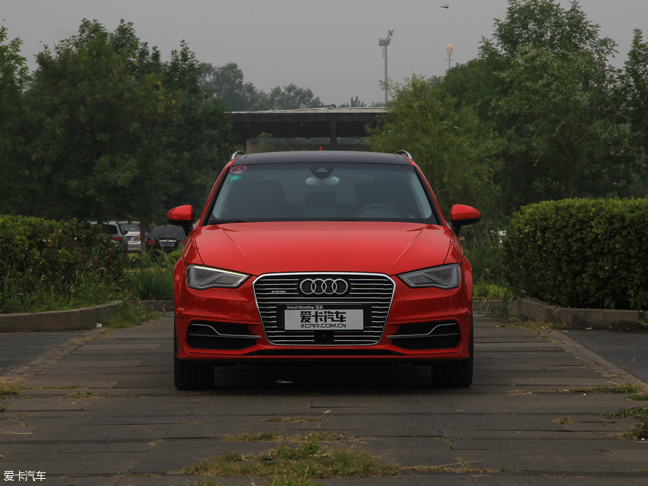 2015µA3 e-tron Sportback e-tron ˶