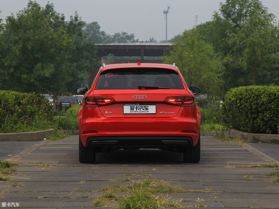 2015µA3 e-tron Sportback e-tron ˶