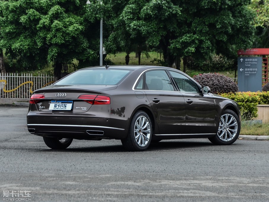 2015款奧迪a8l50 tfsi quattro豪華型