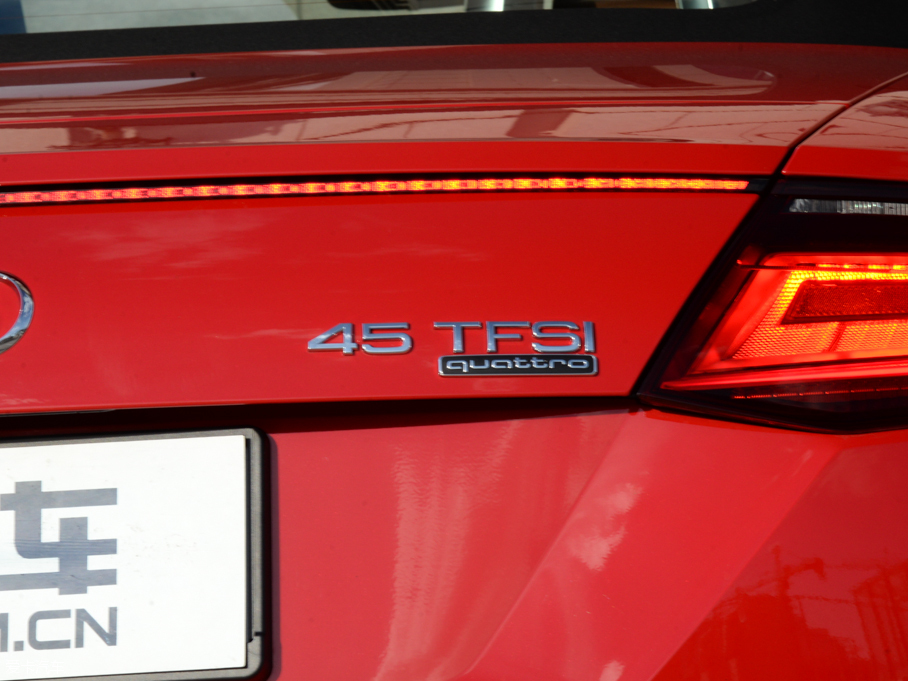 2015µTT Roadster Roadster 45 TFSI quattro