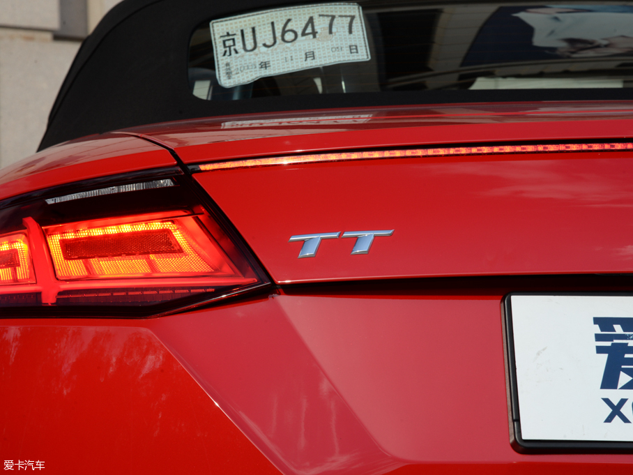 2015µTT Roadster Roadster 45 TFSI quattro