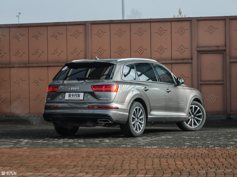 2016µQ7 45 TFSI S line˶