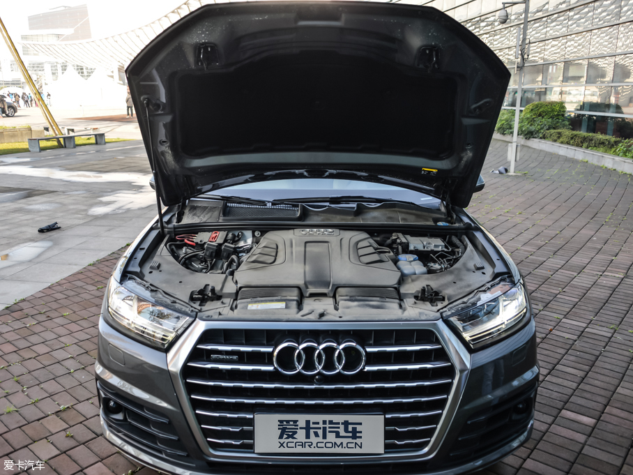 2016µQ7 45 TFSI S line˶