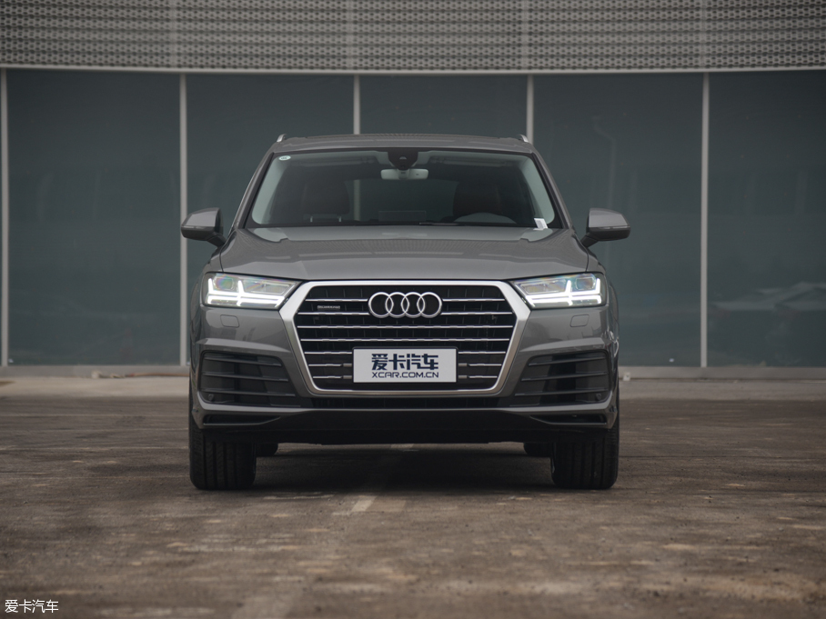 2016µQ7 40 TFSI S line˶