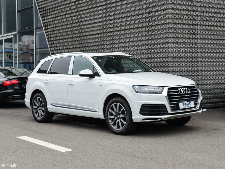 2016µQ7 45 TFSI S line˶