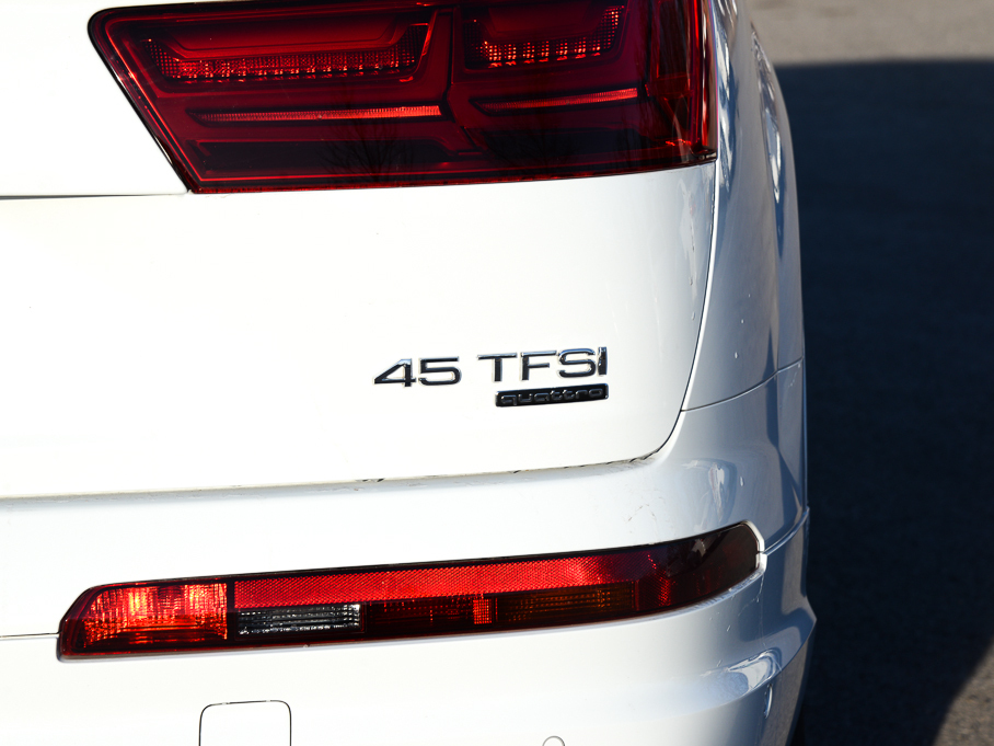 2016µQ7 45 TFSI S line˶