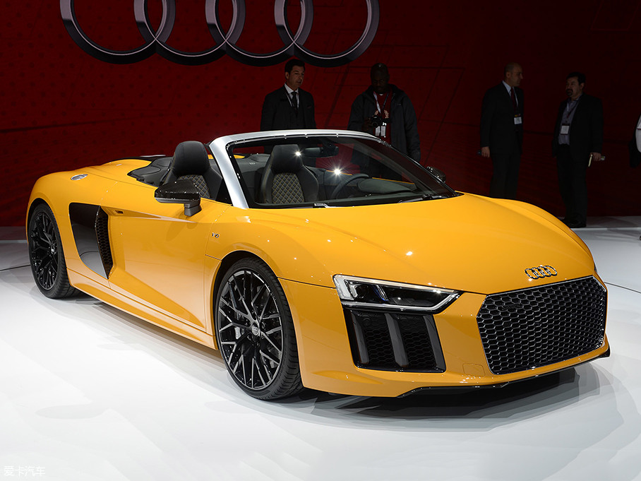 2016款奥迪r8敞篷版
