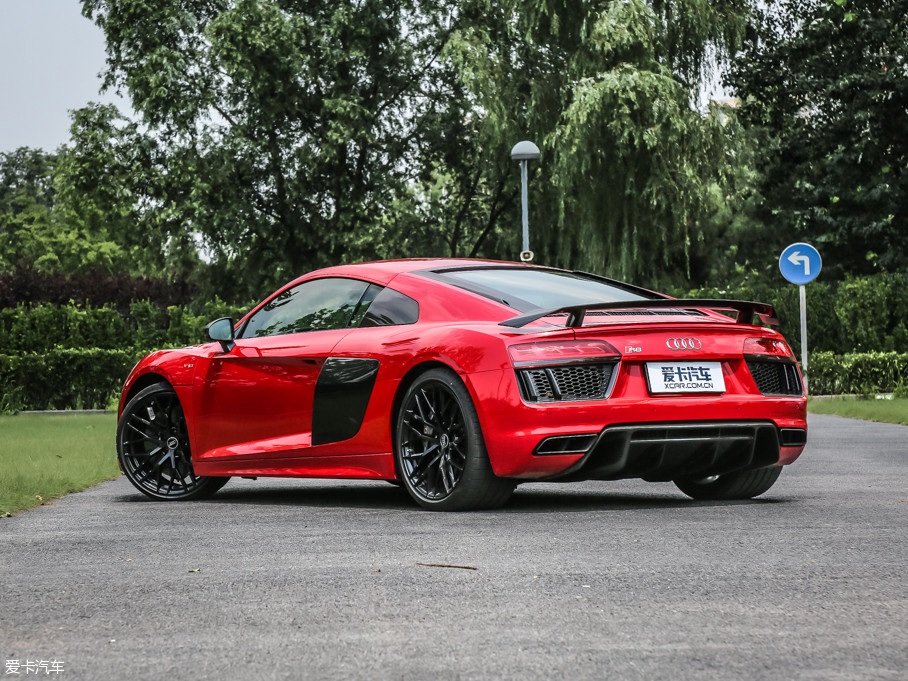 2016款奥迪r8v10 performance