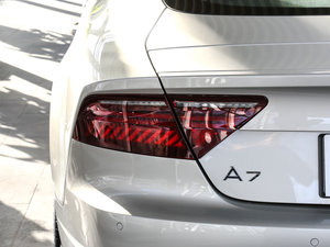 201740 TFSI quattro  ϸ