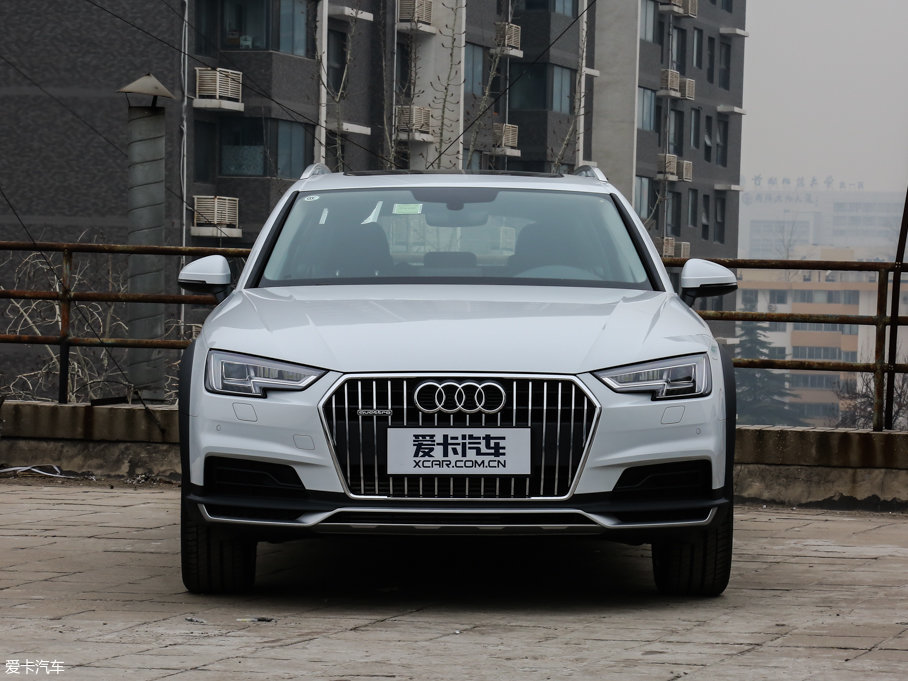 2017µA4 allroad 45 TFSI allroad quattro ʱ