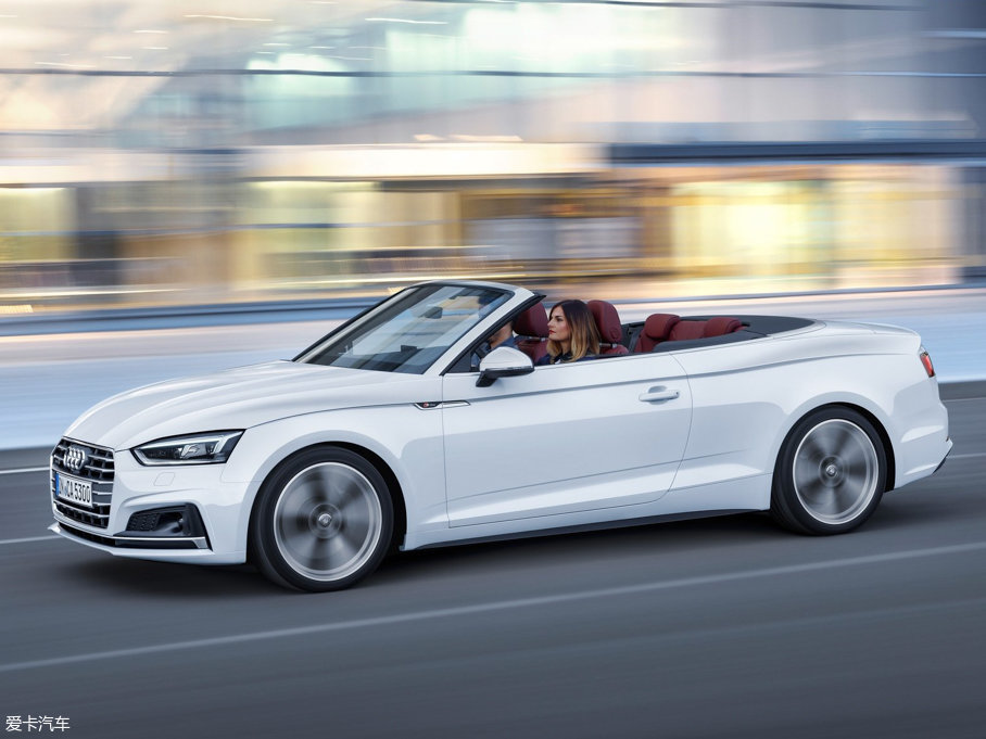 2017µA5 Cabriolet Cabriolet 45 TFSI quattro ˶