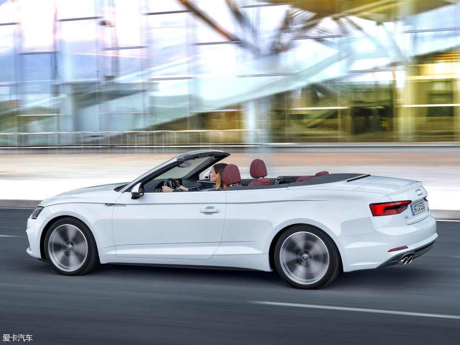 2017µA5 Cabriolet Cabriolet 45 TFSI quattro ˶