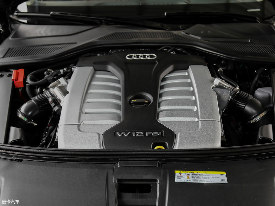 2017µA8 6.3L W12 quattro 콢