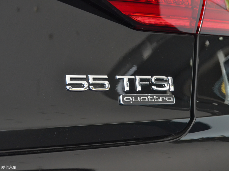 2018µA8 55TFSI quattro ͶŰ