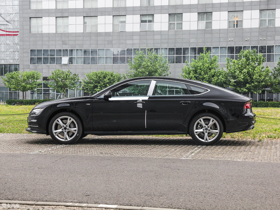 > 奔驰e级双门vs奥迪a7