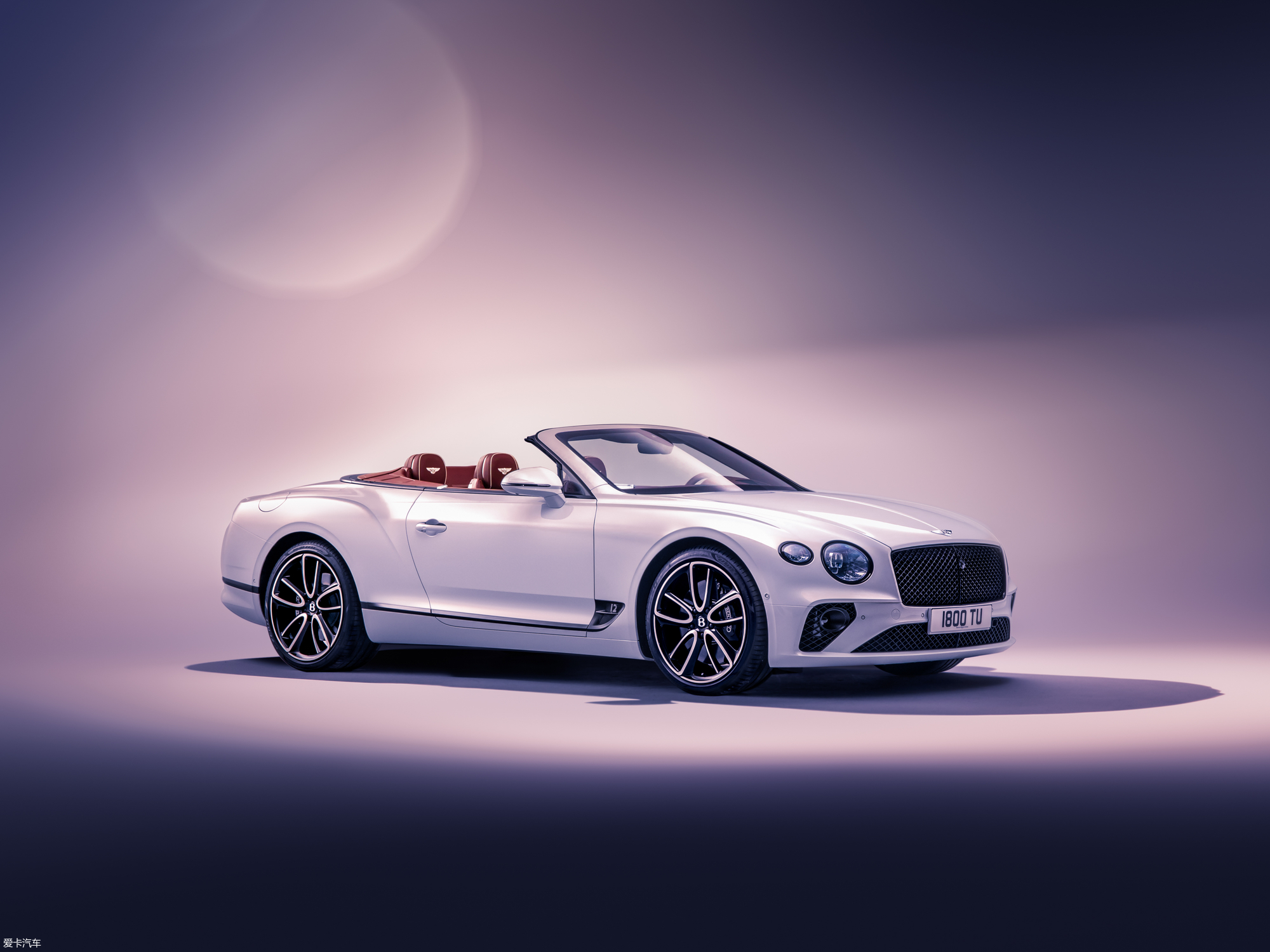 2019款6.0t gt w12 敞篷版