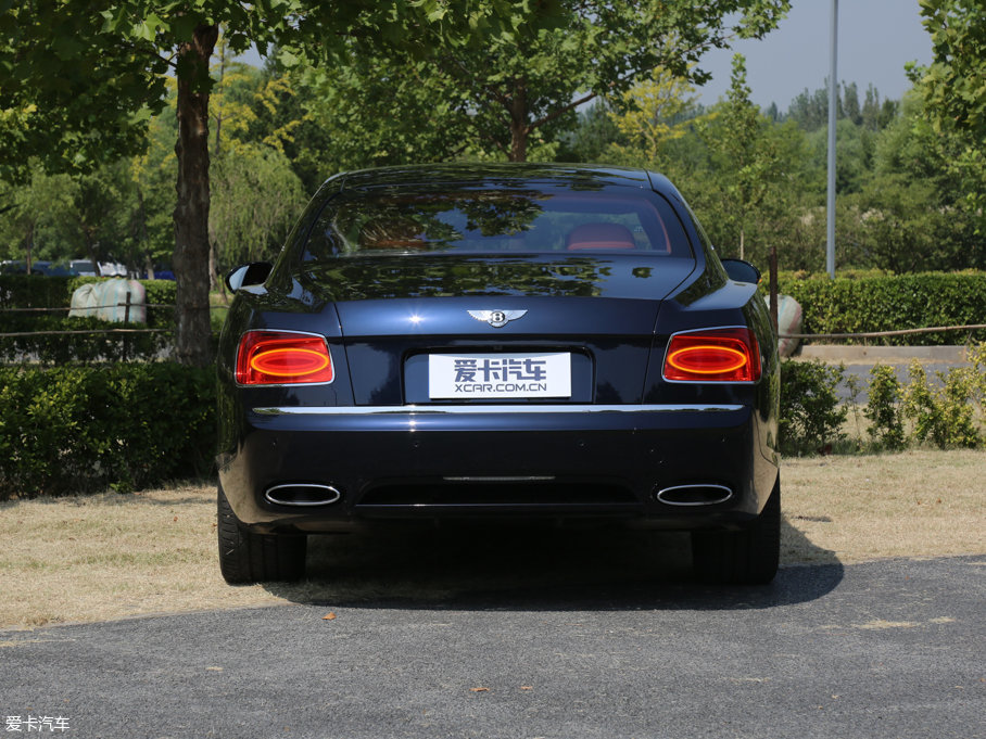 2013ɳ 6.0T W12 MULLINER