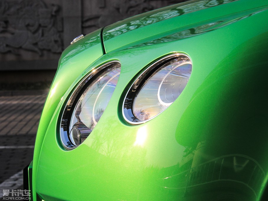 2014ŷ½ 4.0T GT V8 S 
