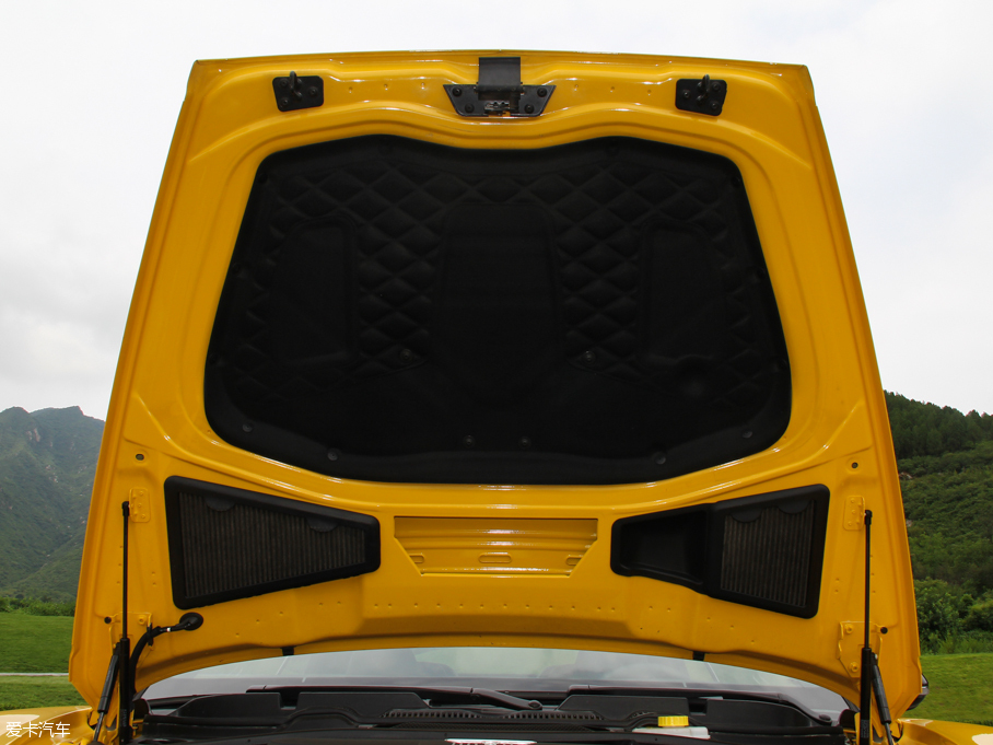 2014ŷ½ 4.0T GT V8 S ׼