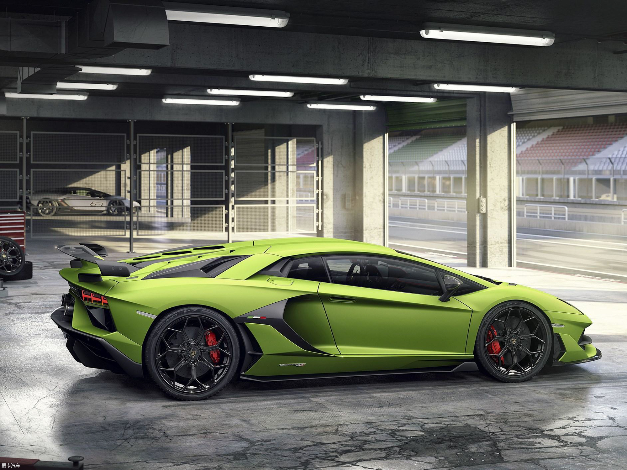 愛卡首頁 汽車圖片 蘭博基尼 aventador 2019款svj 2020款aventador