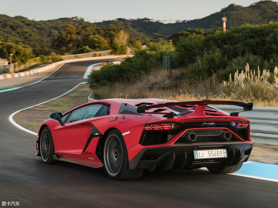 2019Aventador SVJ