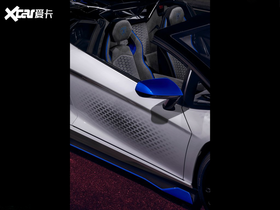 2020Aventador SVJ Roadster Xago Edition