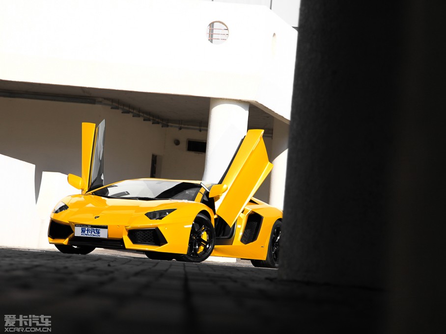 2011Aventador LP 700-4