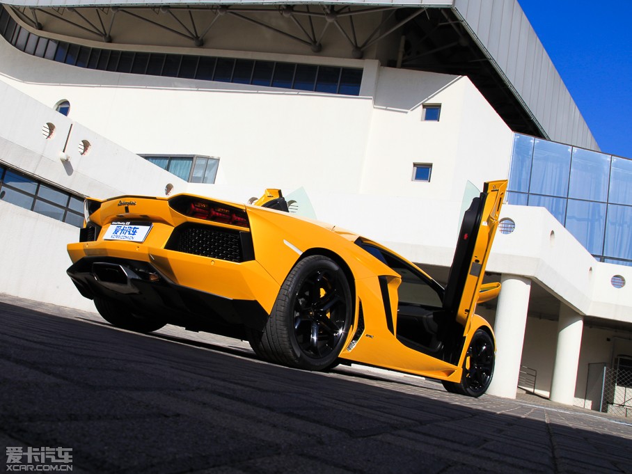 2011Aventador LP 700-4