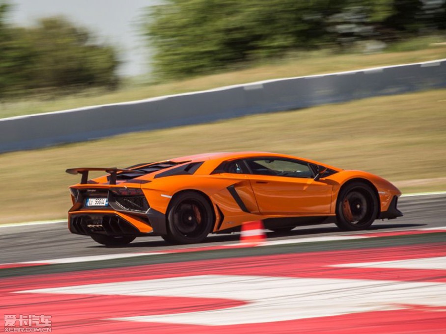 2015Aventador LP 750-4 Superveloce