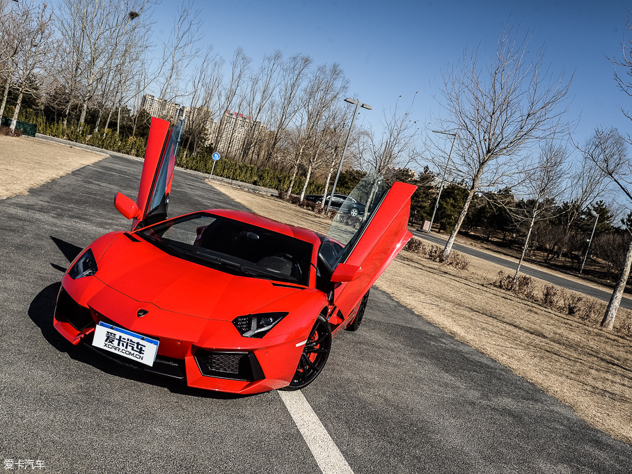 2011Aventador LP 700-4