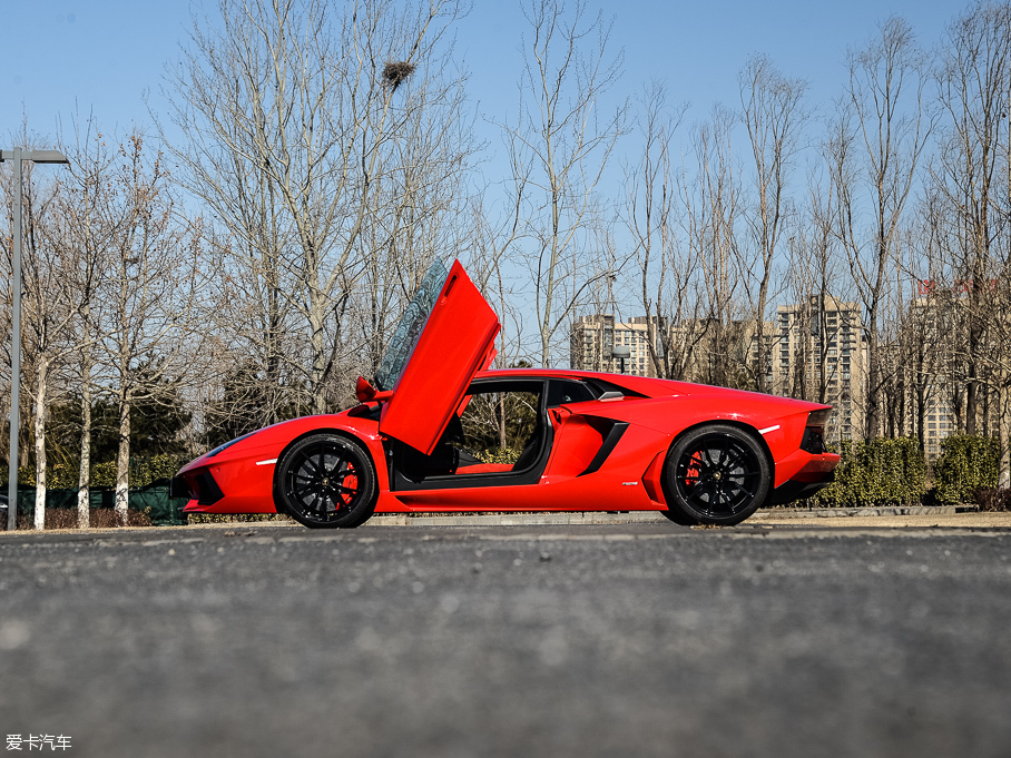 2011Aventador LP 700-4