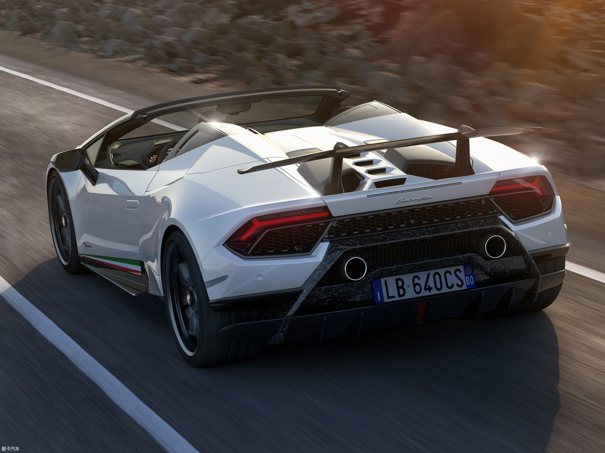 爱卡首页 汽车图片 兰博基尼 huracan 2017款performante spyder