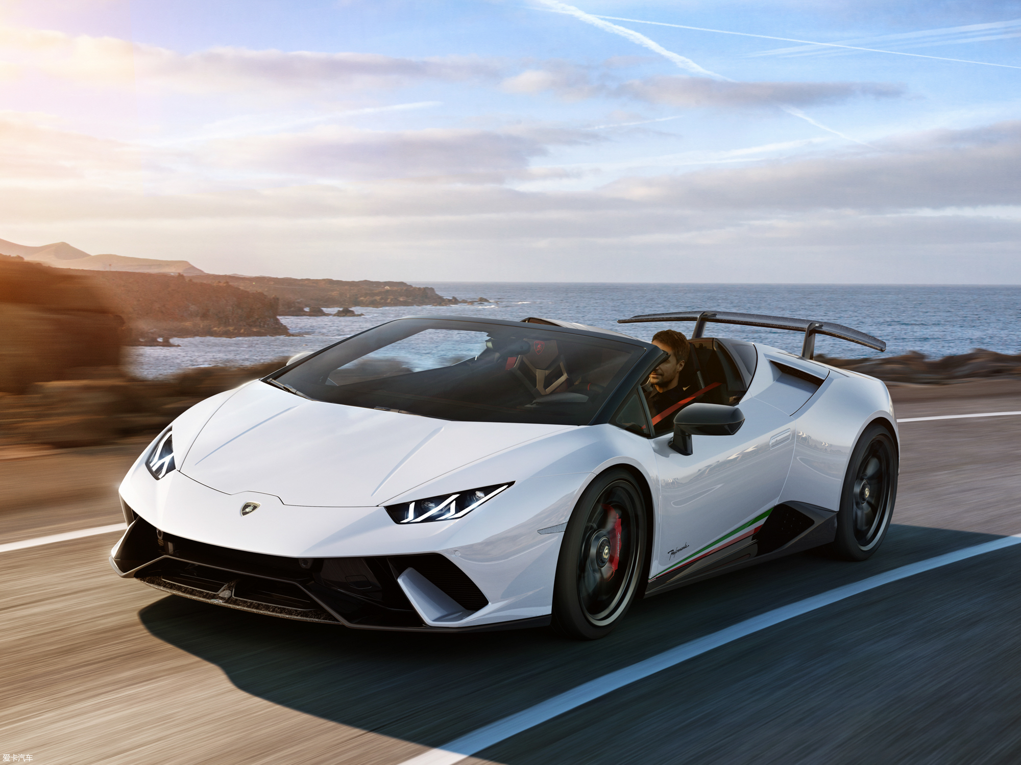 【2017款huracanperformante spyder_整体外观_23/552张图片】_汽车