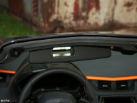 空间座椅Aventador遮阳板（左）