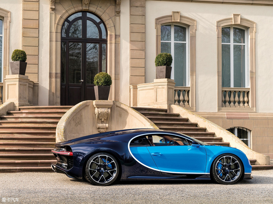 2016款布加迪chiron基本型