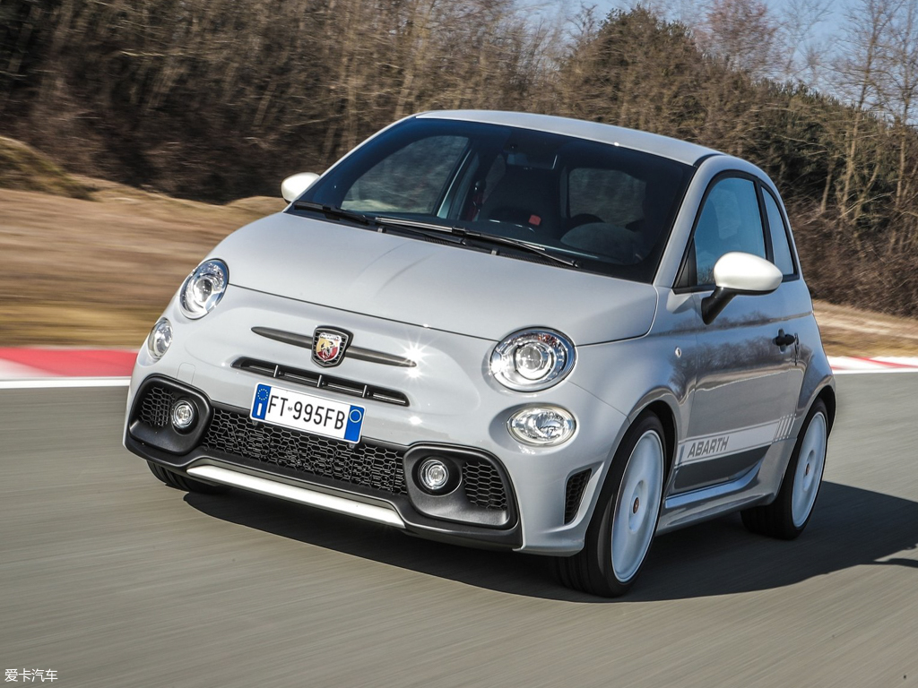 【2019款菲亚特500abarth 595 esseesse