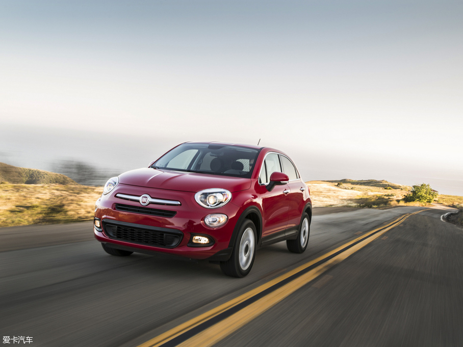2015款菲亚特500x基本型