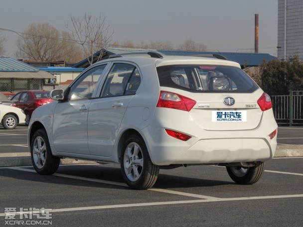 夏利n7运动版正式上市 售价4.59-4.99万