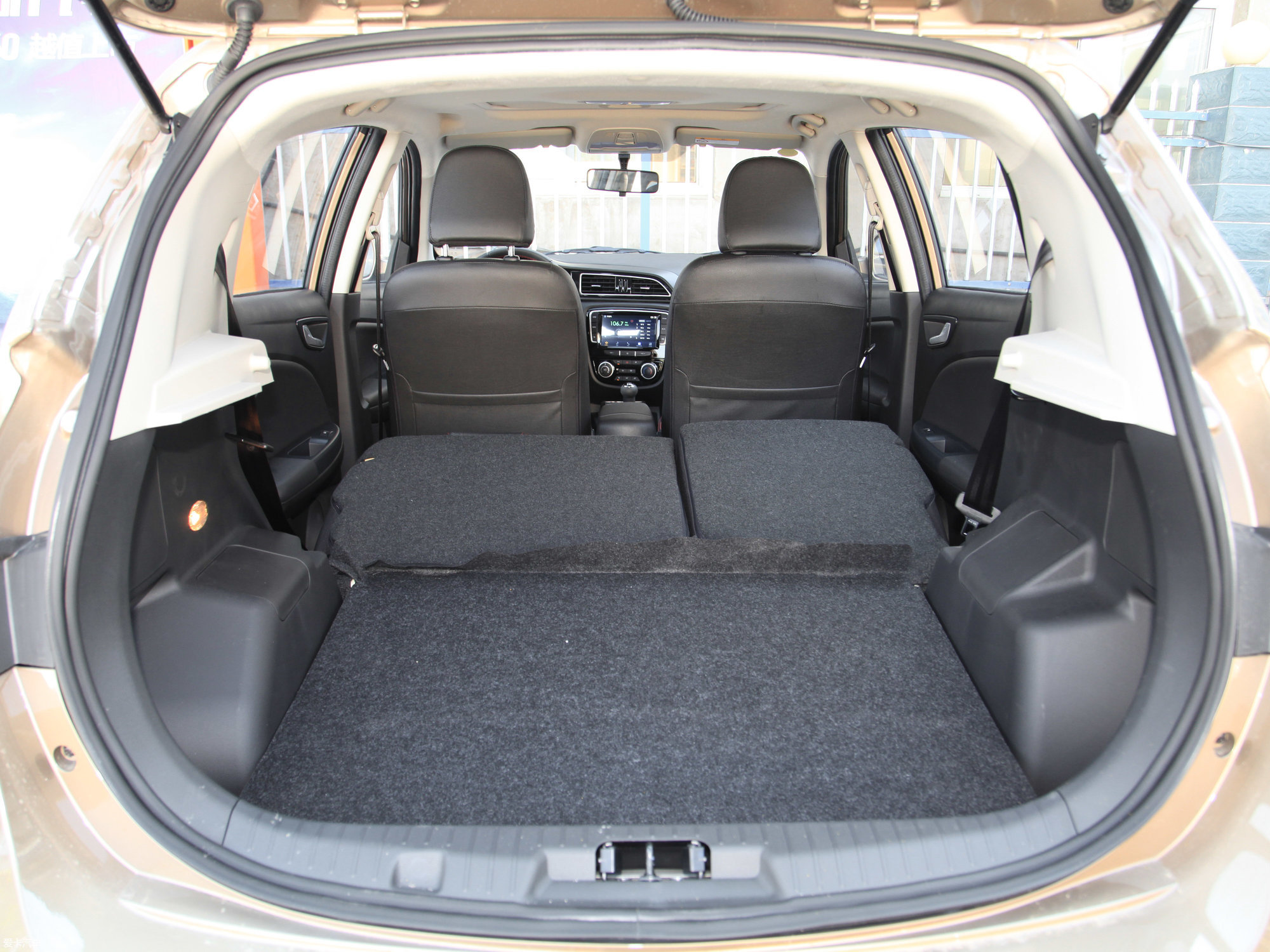 5l 手动标准型 1.5l 手动舒适型 1.5l 手动豪华型 2015款骏派d60 1.