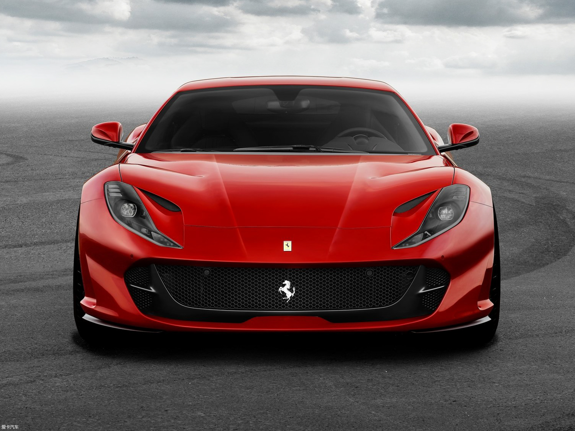 【2018款812 superfast基本型_整体外观_1/52张图片】_汽车图片大全