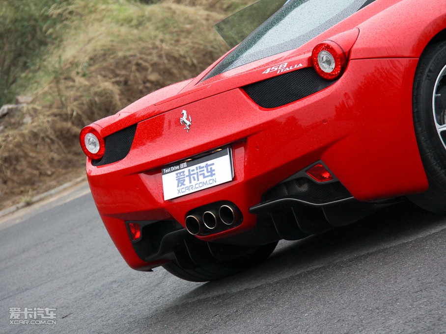 2010458 4.5L Italia