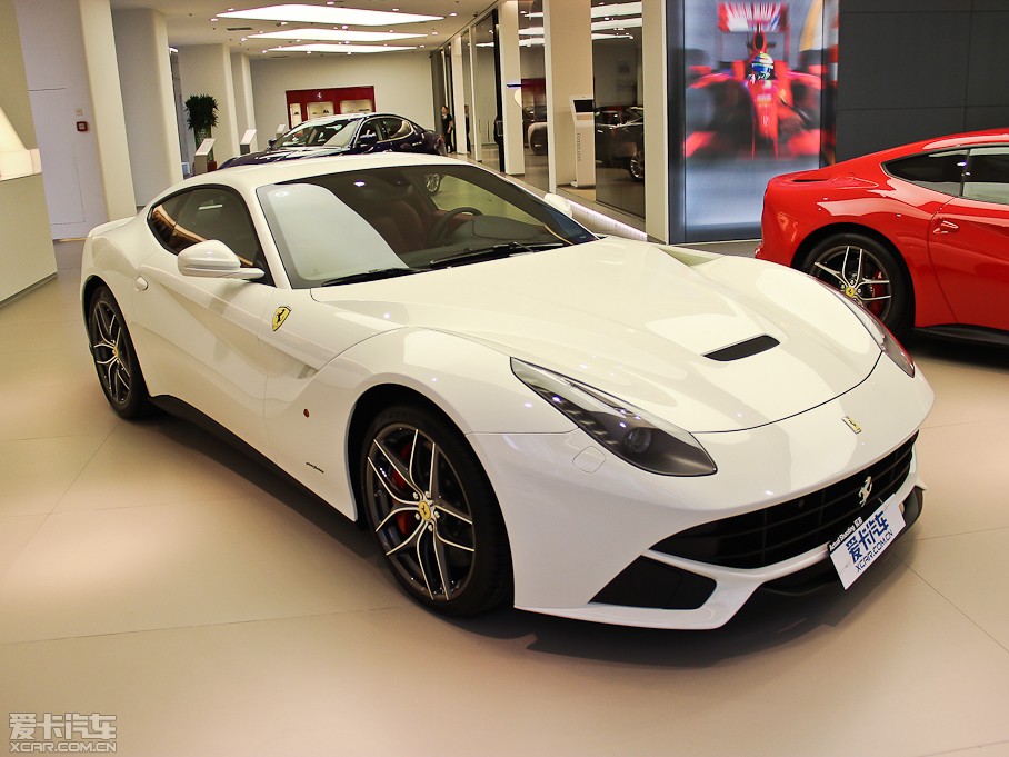 2013F12berlinetta 6.3L ׼