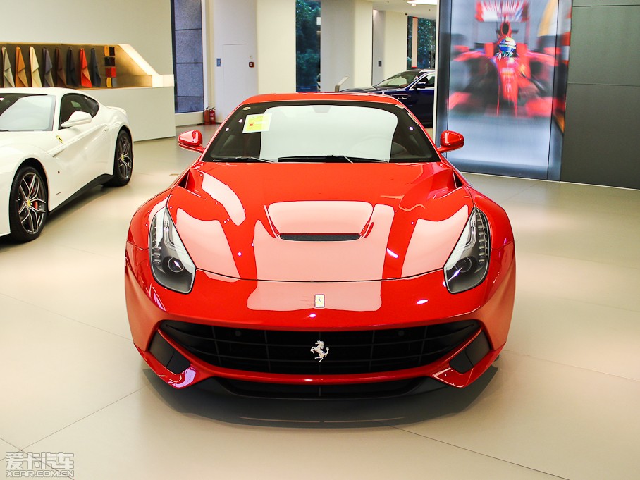 2013F12berlinetta 6.3L ׼