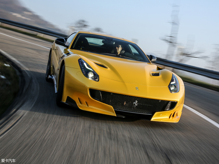 2016F12berlinetta tdf