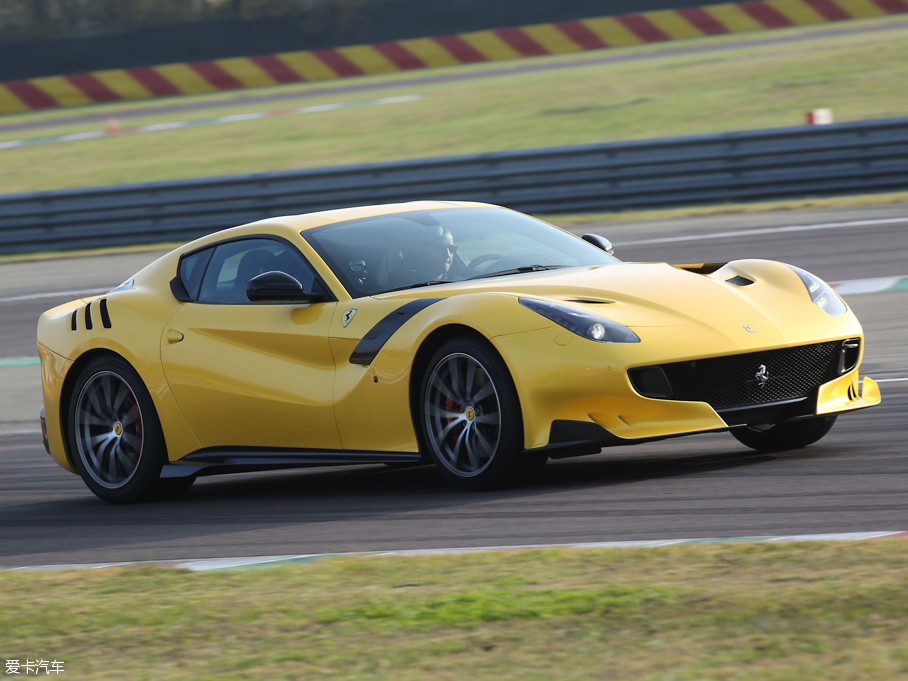 2016F12berlinetta tdf